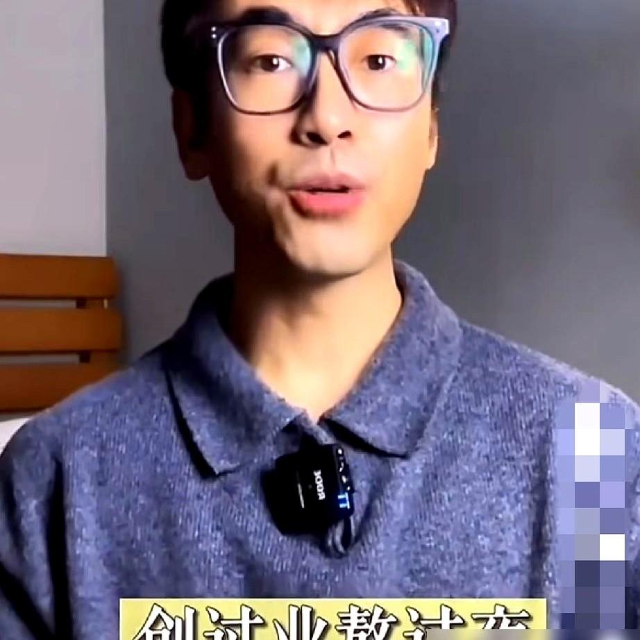 圈内传疯了，肖战在新剧里竟然不惜毁容出演。中戏一位博士一句话点醒我：别把他当