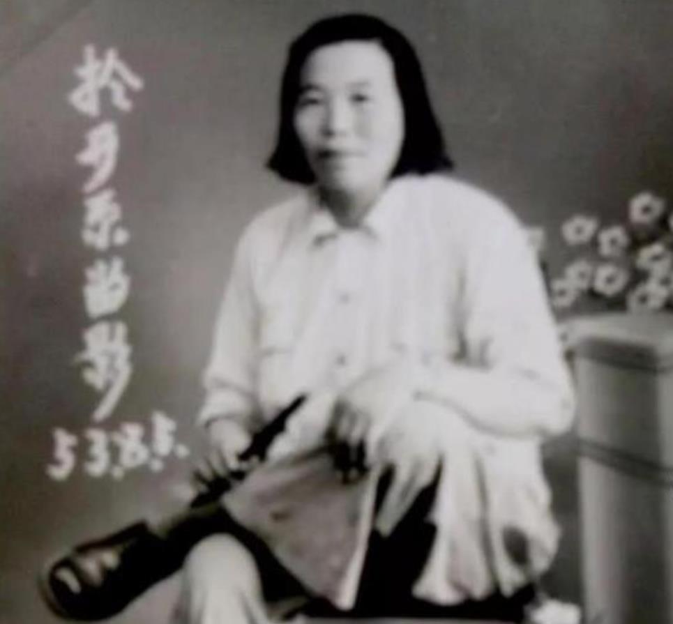 1955年，开原县志愿军速成中学喜气洋洋，同学们奔走相告：“老红军刘照林中队长被