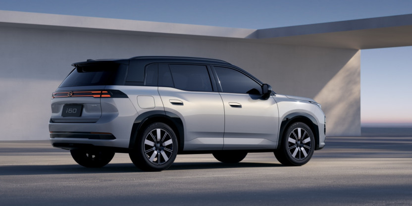 说起埃安，它并不是新势力起家，而是背靠广汽集团这条大船，拥有强大的供应链、制