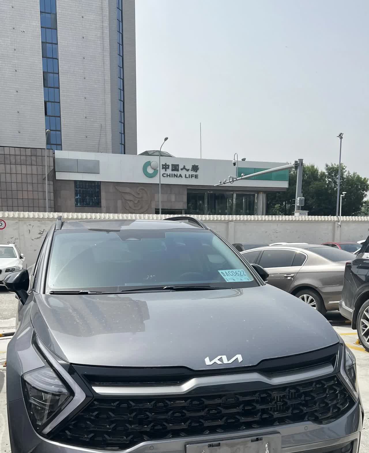 售出了。2023年8月上牌的20T尊贵版卖掉了。动力很不错，变速箱也很顺滑，只是