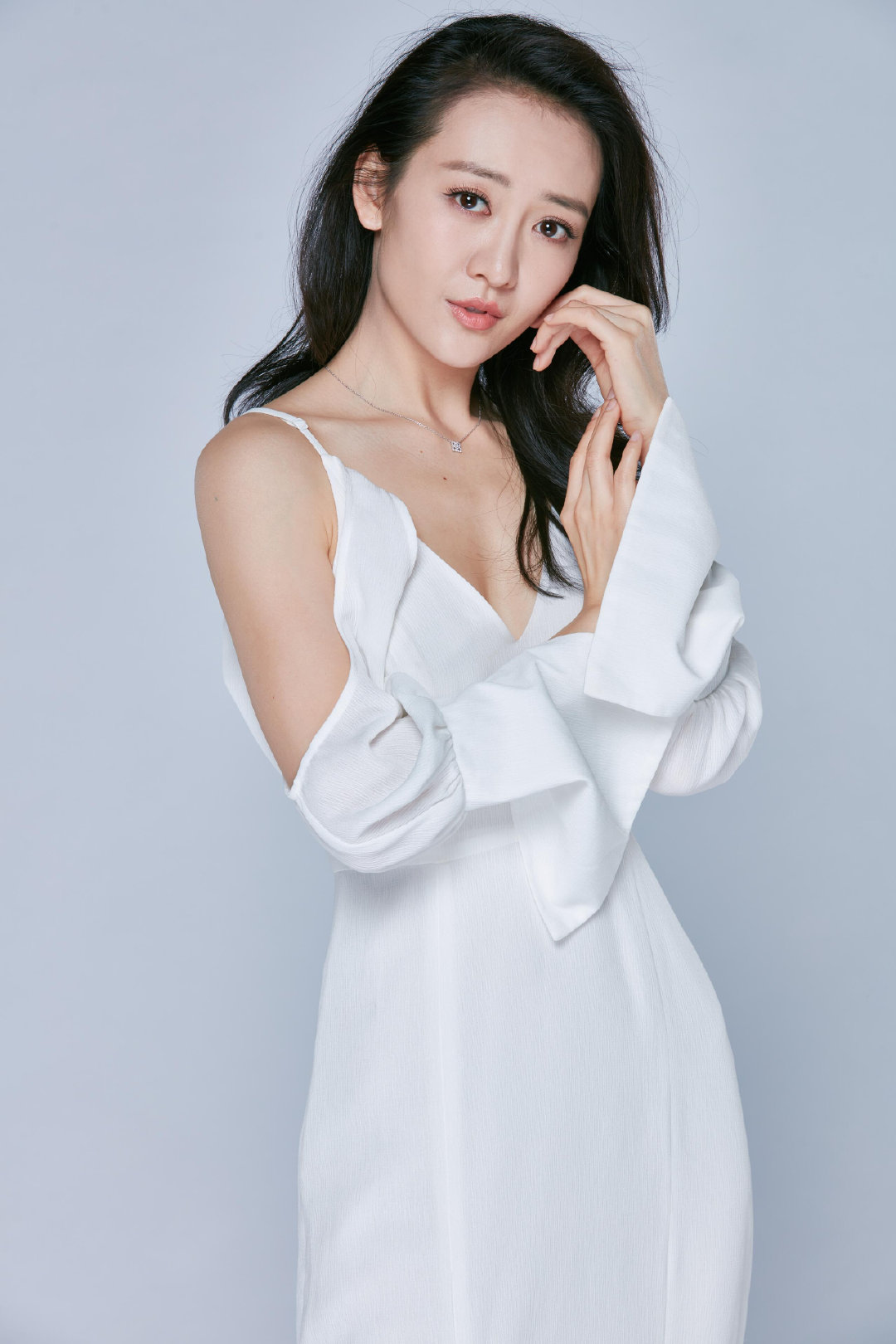 王鸥#王鸥我目前独自养育一个孩子#​