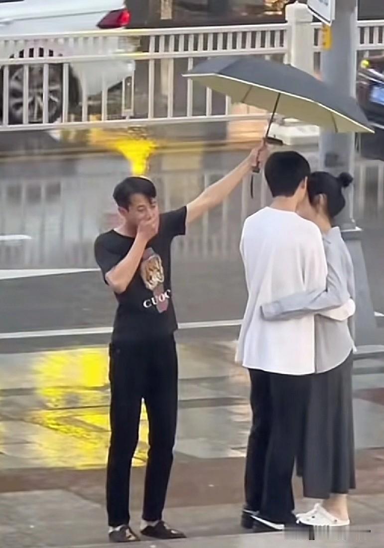 男生的觉醒，“舔狗”时代终结了？为什么现在的男生，不愿意追女孩子了？不知道你