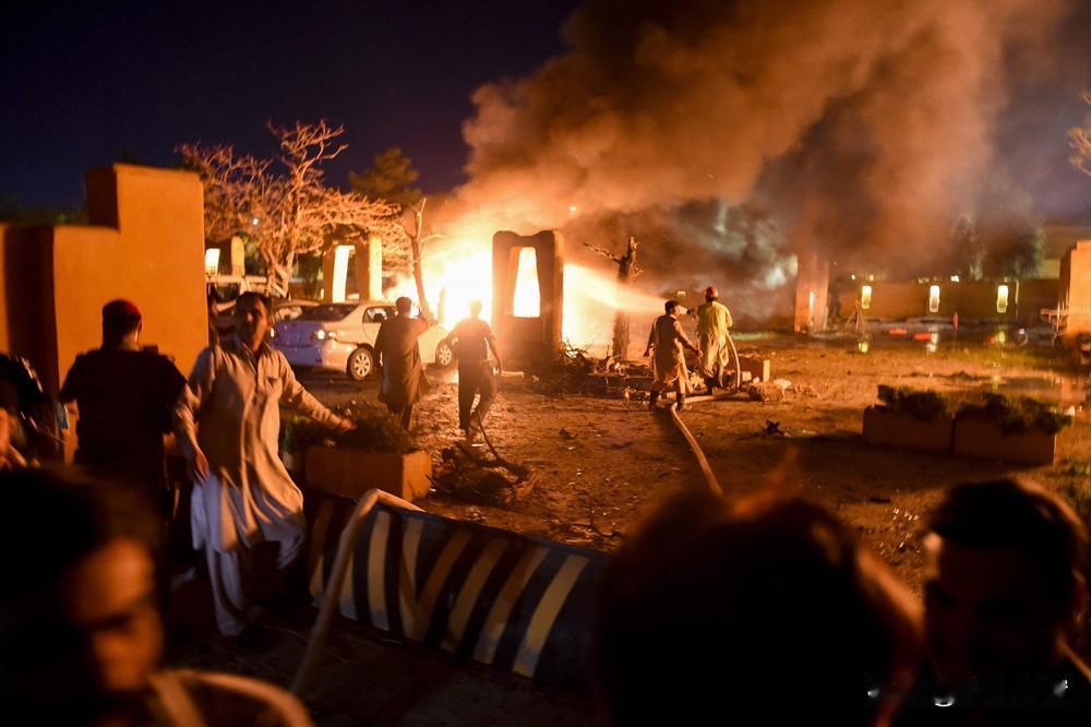 巴基斯坦炸锅了！首都遇袭防长喊“战时状态”，这局有点难破！巴基斯坦这波是真