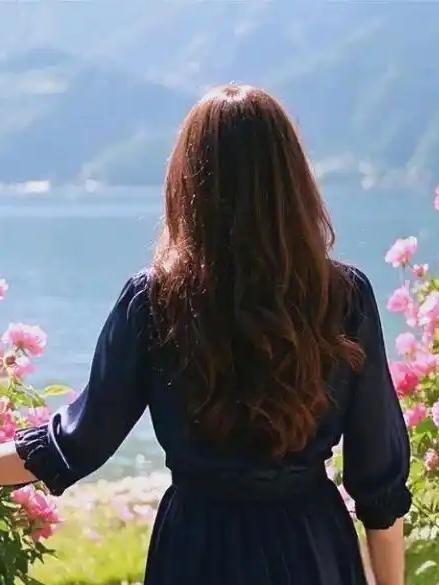 钱不是万能，福报才是很多人一辈子拼命追钱，以为有钱就万事大吉，可到头来，有