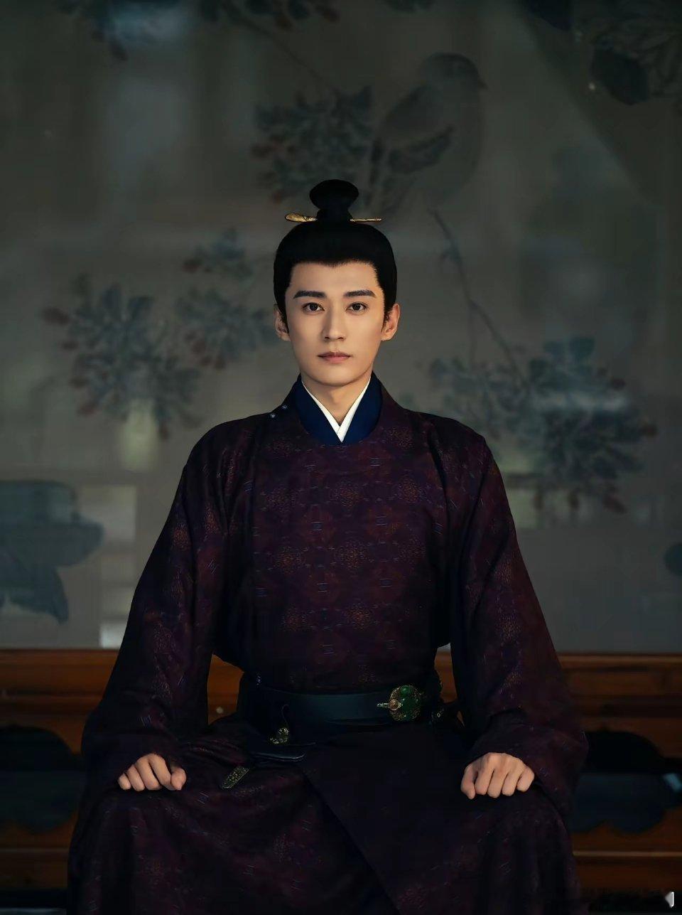 早前就有网友爆料刘学义将参演重大历史剧，如今消息指向剧集《楚汉》。凭借《兰香如故