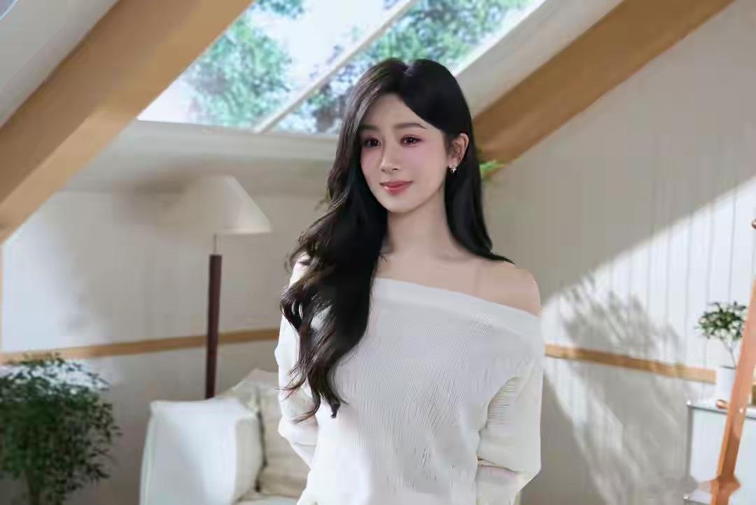 1.杨紫拿下白玉兰视后，对她的事业没有太大帮助，就是一份荣誉，她当艺人基本已经到