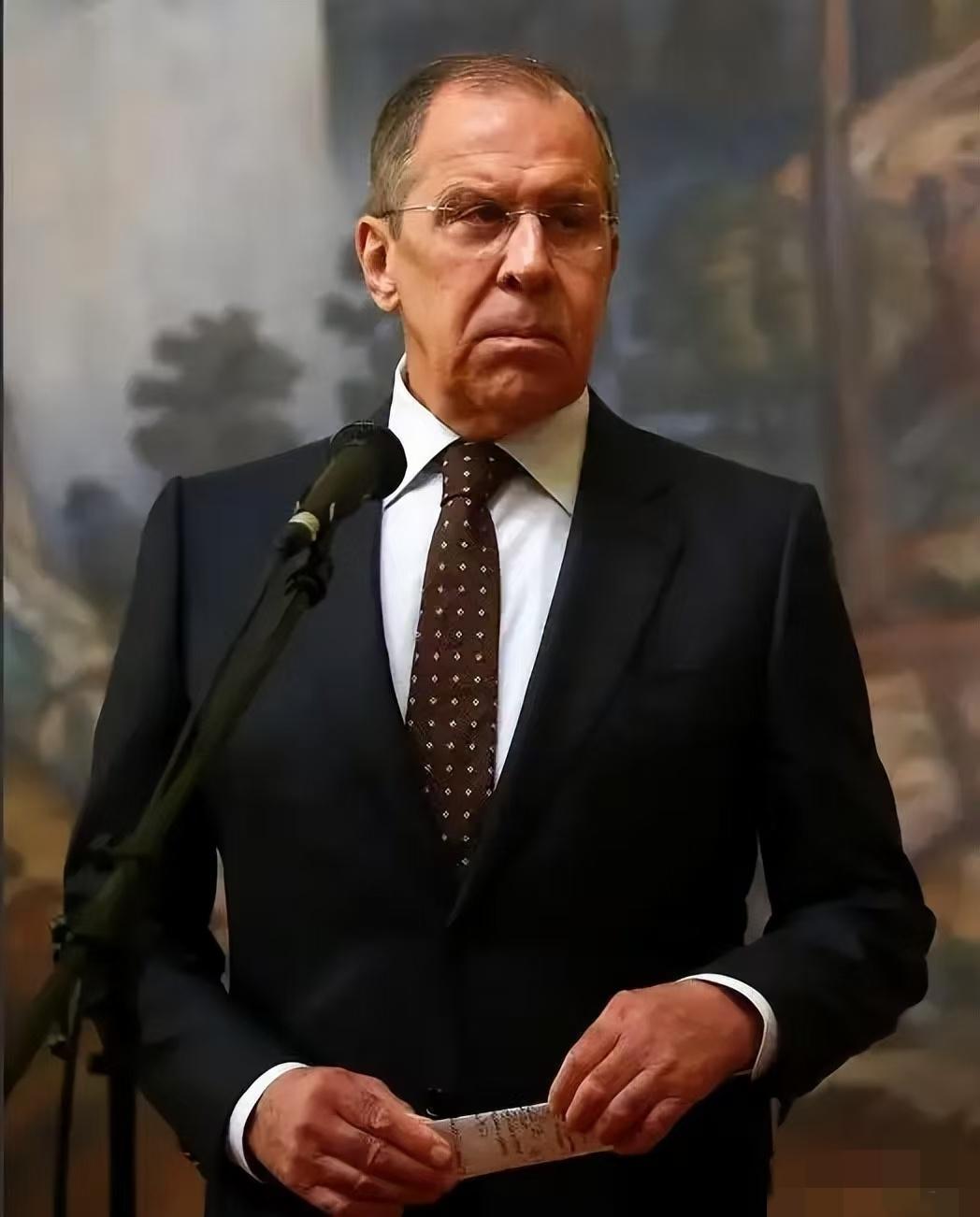 4月14日，俄罗斯外交部长拉夫罗夫重磅发声，直言西方一直试图人为制造乌克兰危机，