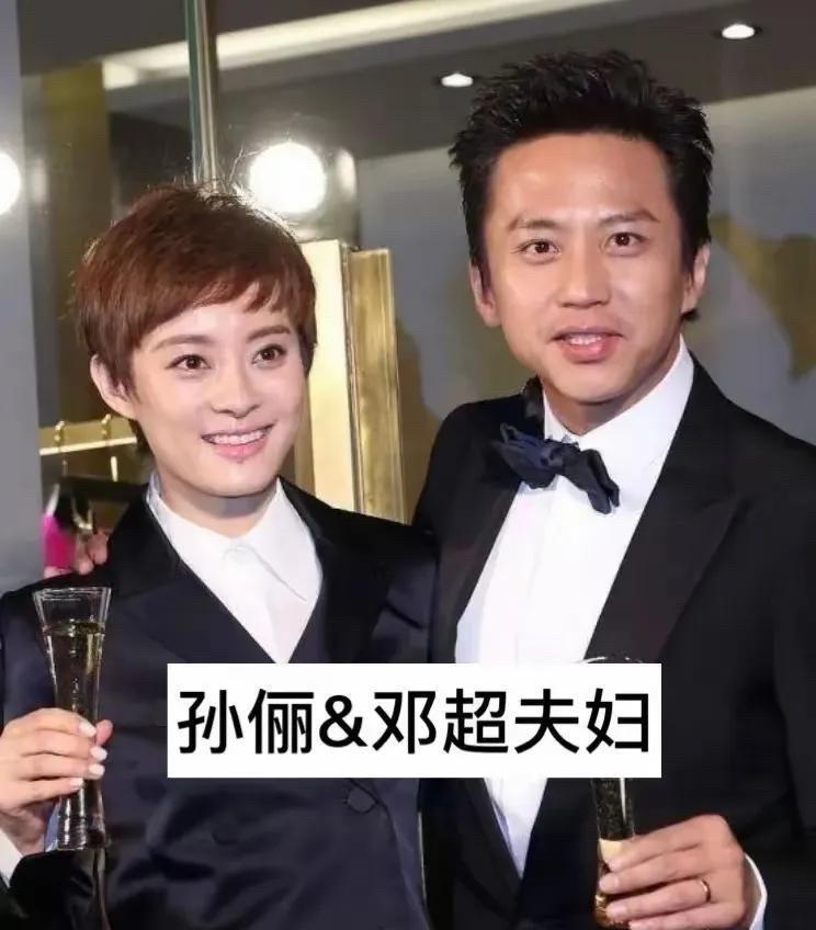 娱乐圈能长久恩爱的夫妻不多，他们真是难得的一股清流