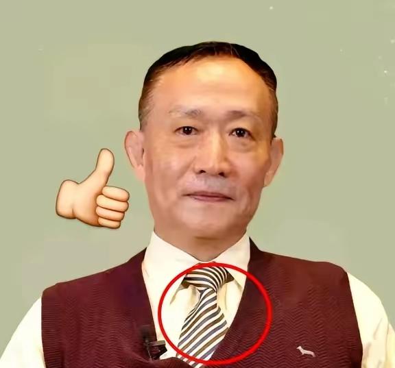 最狠的渗透：不偷情报不策反，只悄悄替你定规矩最狠的间谍，不偷你的情报，也不