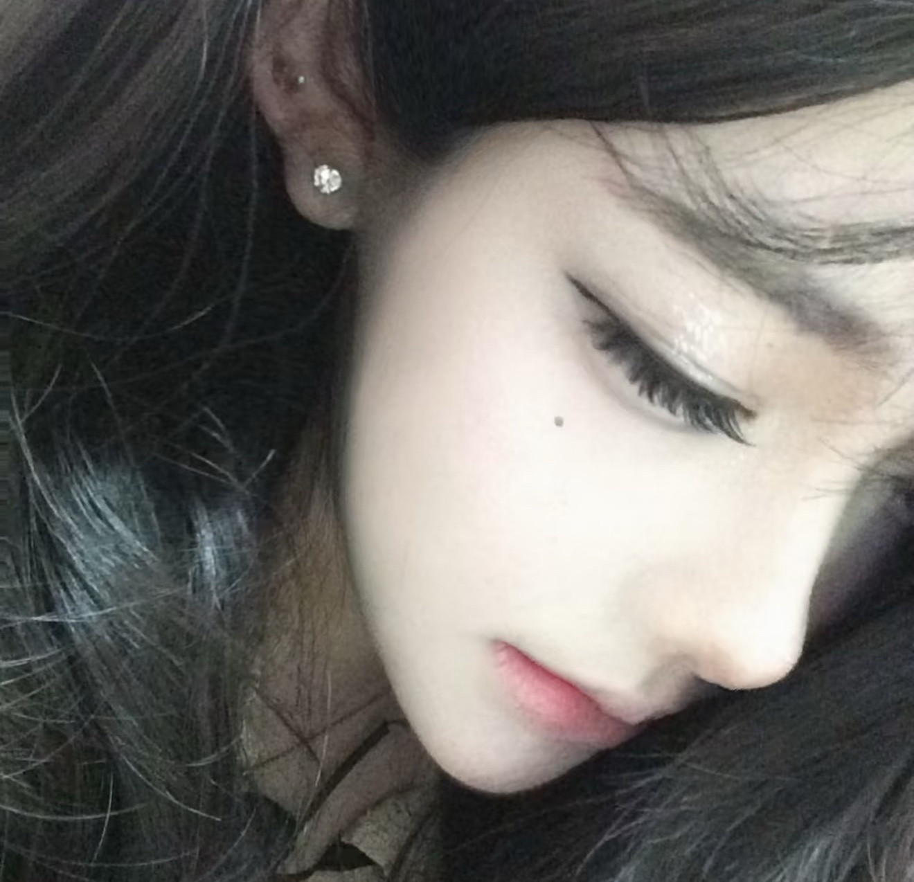𝑾𝒆𝑪𝒉𝒂𝒕｜少萝系精致感女生头像分享𝑆𝘩𝑎𝑟𝑒.🪐