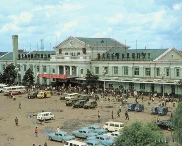 说到长春的“头道沟”，这可是一段深藏在城市地下的百年记忆。简单来说，它既是一条已