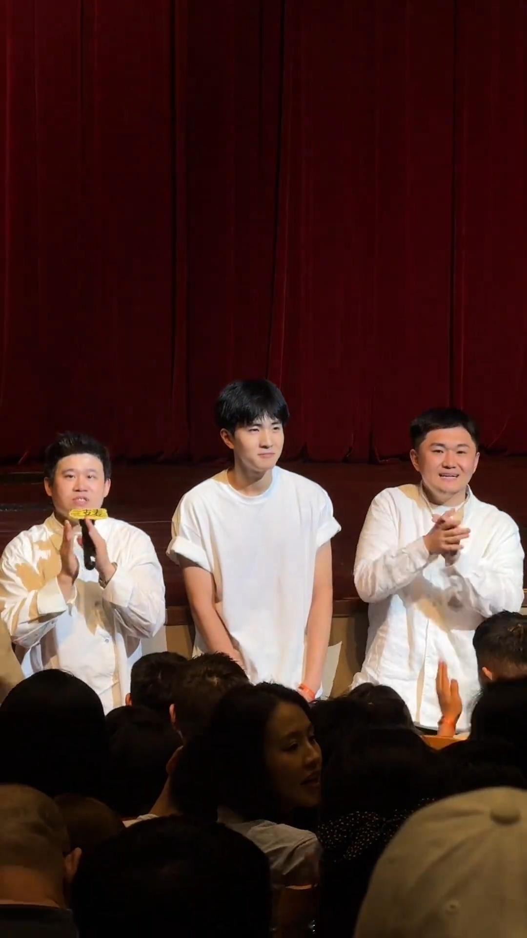 张百乔弟弟近照张百乔弟弟19岁近照张百乔弟弟19岁近照，长得像瘦版的张百乔