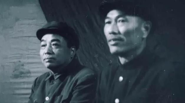 1959年庐山，一场政治风暴席卷而来，会上，有人当众挑衅邓华：“彭德怀谁都骂，为