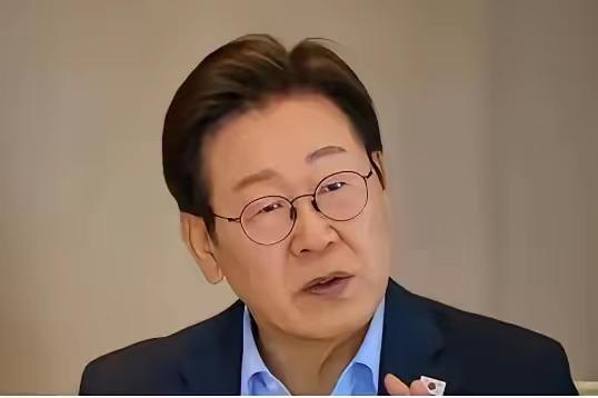 快讯快讯韩国外交部14日宣称，将与中国进行沟通，以降低中国针对造船商韩华