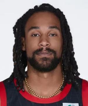 广东队今年最糟糕的一笔签约，绝对是萨林杰这笔签约。其实从上个赛季萨林杰在北控就能