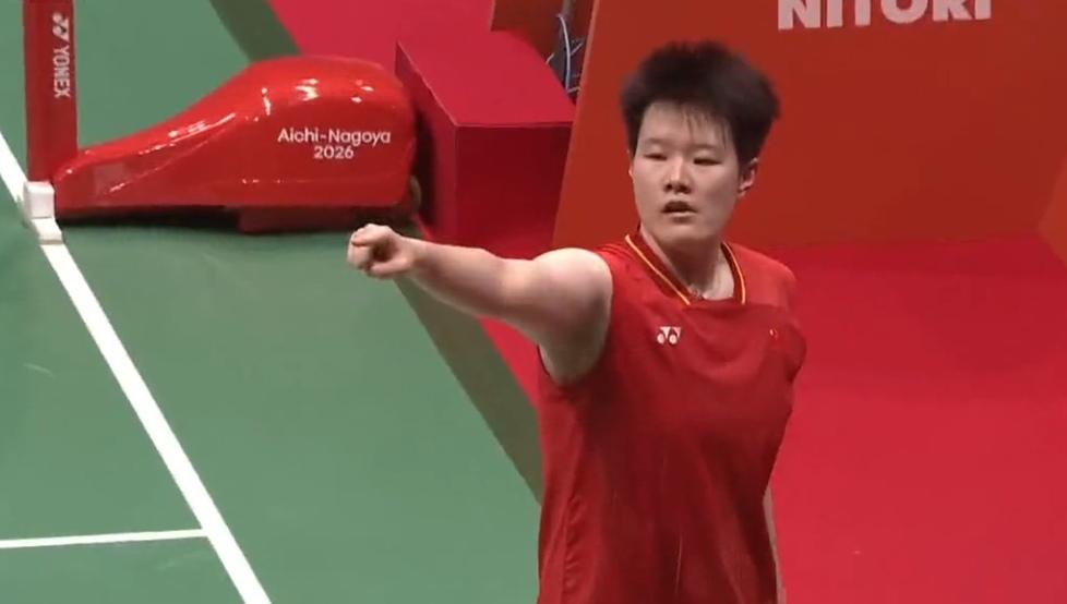 羽毛球真是一项非常不容易的运动，刘圣书/谭宁vs李昭希/白荷娜的女双决赛，第一局
