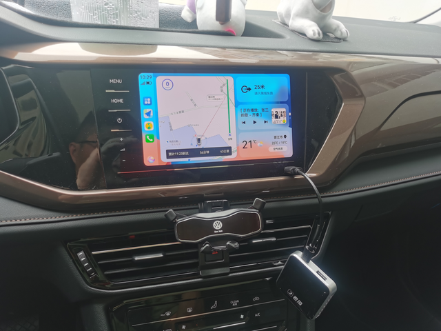 吐槽下车机，自己买个华为hicar盒子自己用的华为手机支持hicar，花了30