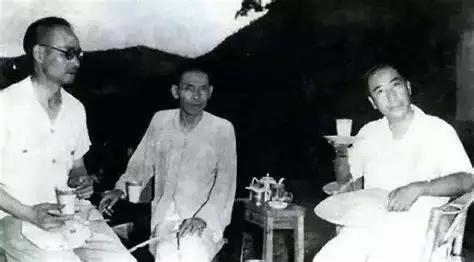 戴笠和杜月笙的关系，是整个民国特务史里最耐人寻味的一段。1921年，二十多岁
