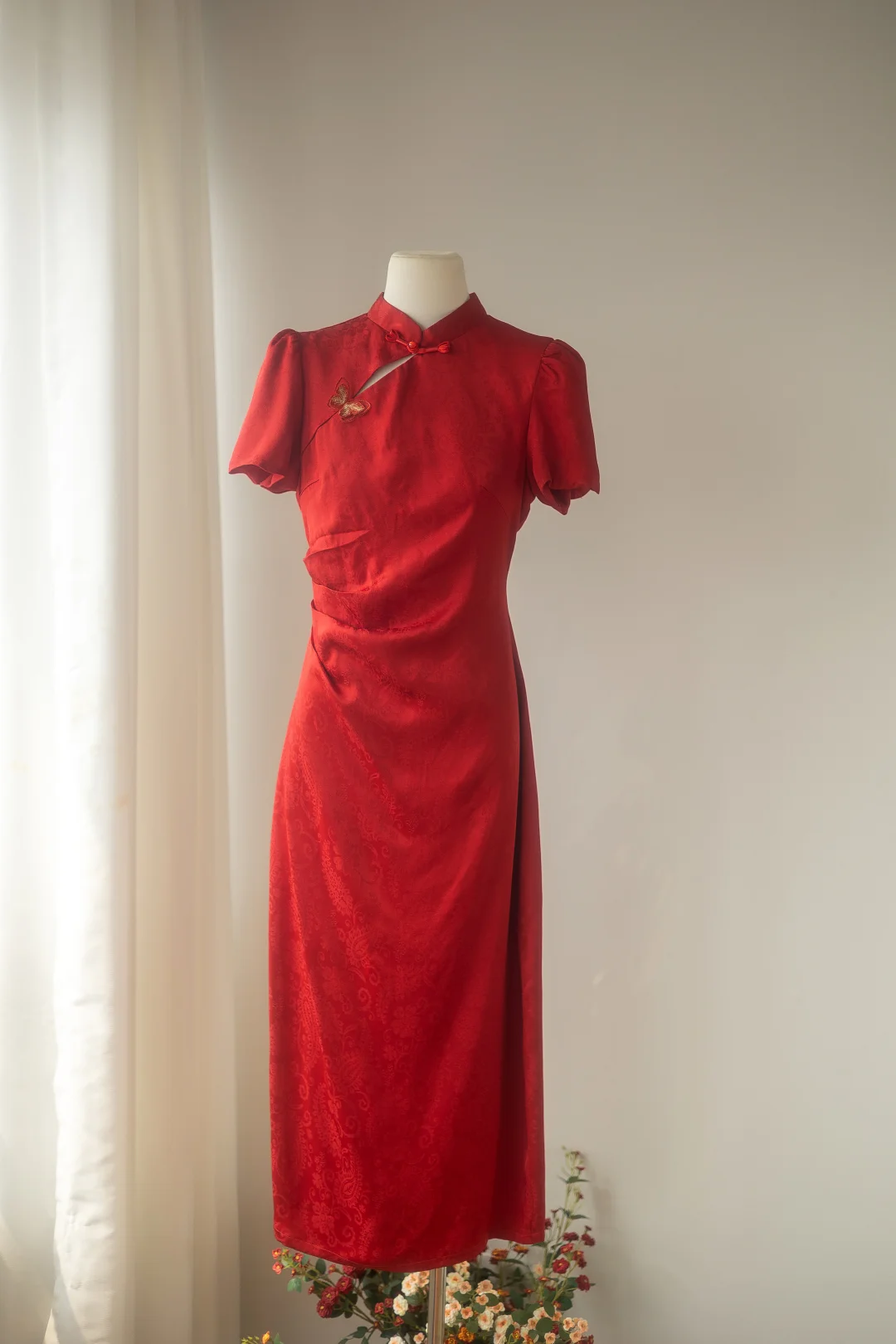 国风旗袍｜真的有被这条红裙子惊艳到！