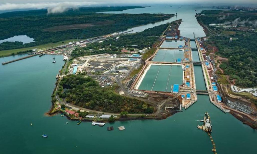 长和集团正式宣布了 2月4日，长和集团正式发布公告：针对巴拿马最高法院裁定旗