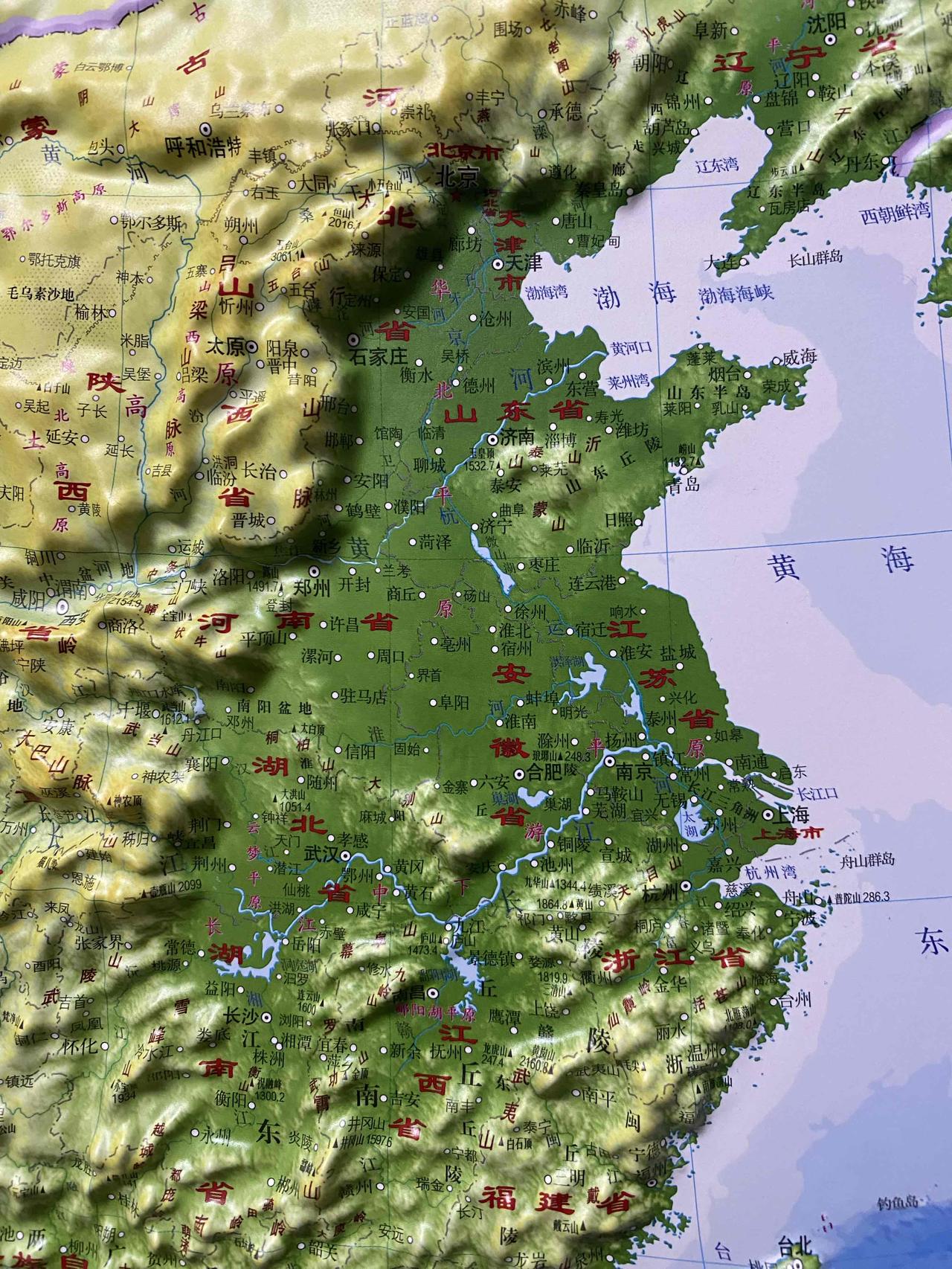 有人说，宁愿当师长，也不愿被提拔为副军长。不少人觉得，副军长的地位排在军长、政委