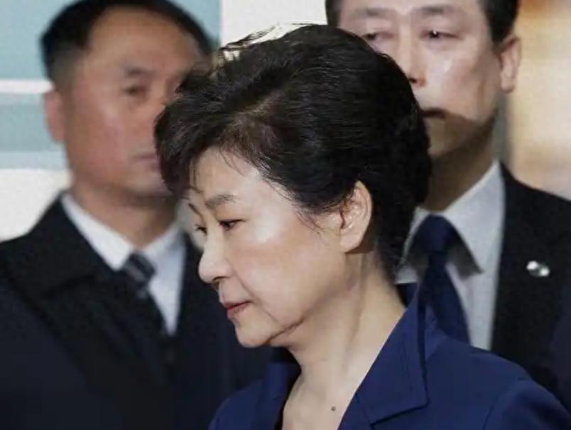 难怪朴槿惠终身未婚，原来她心中的理想标准，竟是一位“中国人”。韩国社会里，四