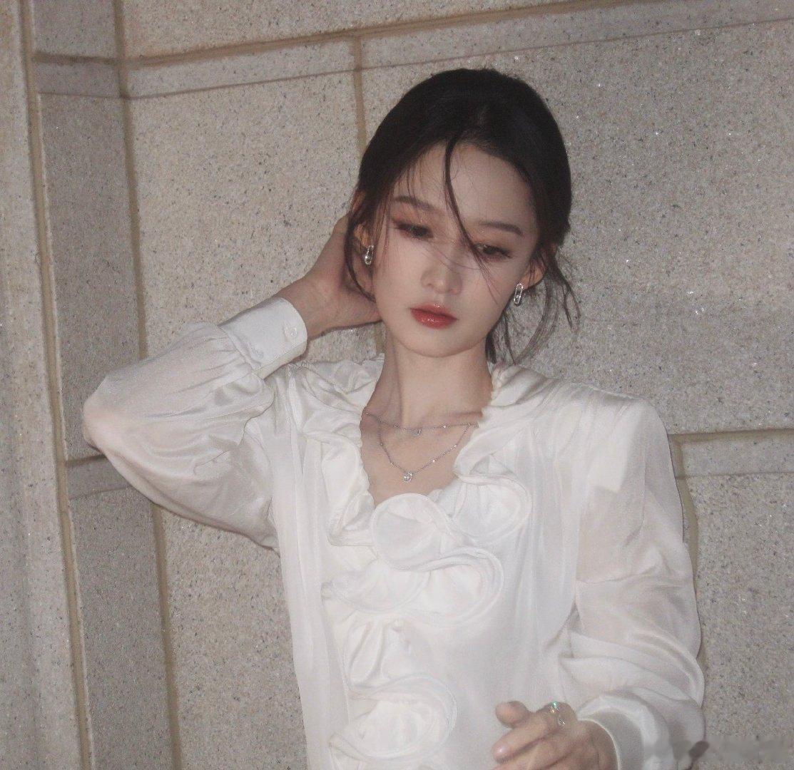 #李沁#0927生日快乐做鲜活的自己​