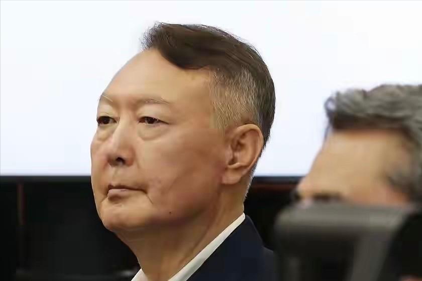 韩国政坛或将见证空前一幕，尹锡悦有可能成为史上首位被法律判定当选无效的韩国前总统