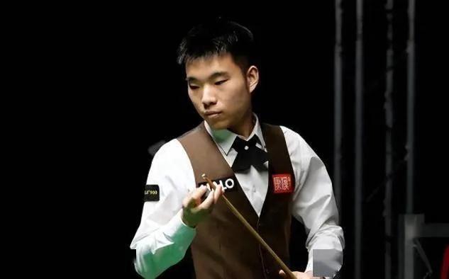 北京时间4月22日凌晨06:45，刚刚结束了一场2026斯诺克世锦赛第一轮，曾夺