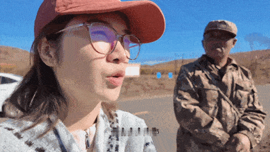 小姑娘一趟乡村游，道心都给干碎了。她去旅游，开车到了农村，本来想放松放松，就和一