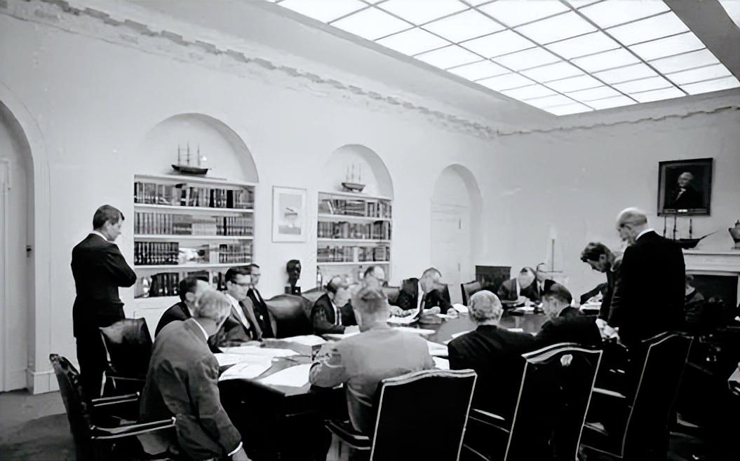 靠山靠不住了？巴基斯坦居然直接牵头，拉着沙特、土耳其这些伊斯兰兄弟搞防务合作， 