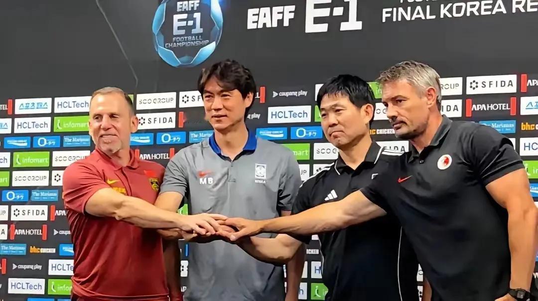 森保一：我们的目标是拿冠军🏆！洪明甫：我们的目标是拿冠军，日本队很强大！