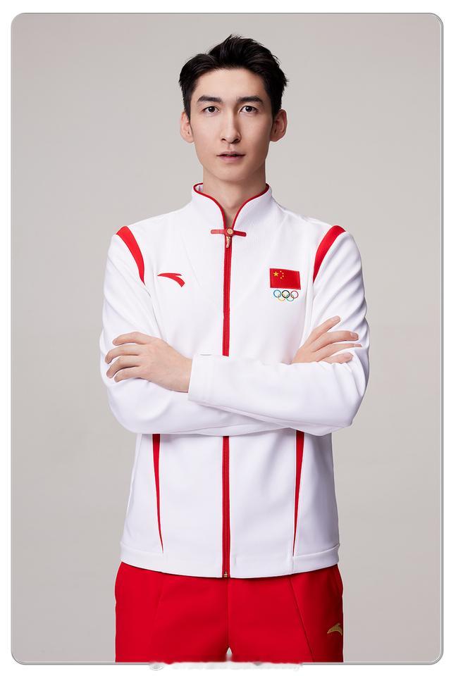 告别的冰面，不朽的纪录|致敬武大靖❤️武大靖官宣退役“默默无闻地来，安静地