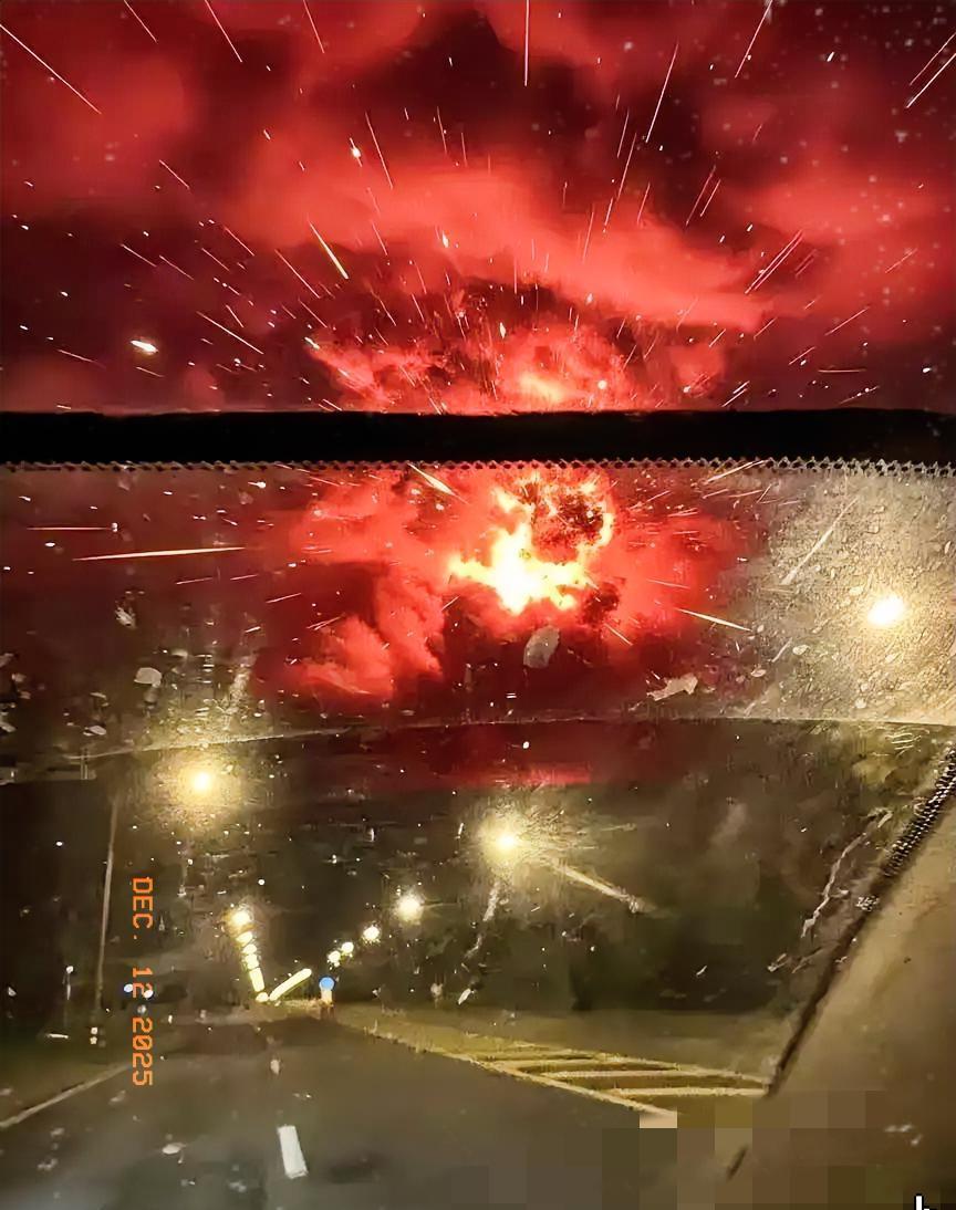 事实证明，如果没有大国压着，这个世界早就乱了。中美现在无暇顾及其他的国家。东