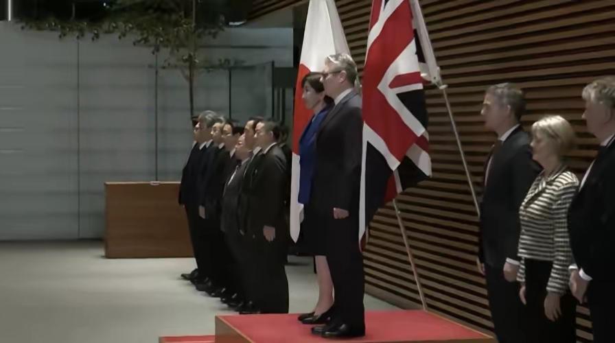 斯塔默访华后闪电访日，高市早苗一上来就提议将日英关系定为“准联盟”，还想绑英国入