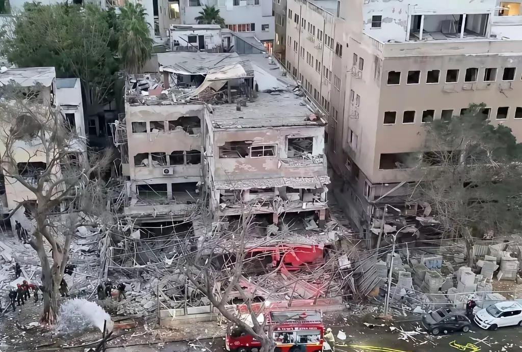 伊朗的攻击策略真的进步了，今天又改变攻击方向了：1.开始白天攻击2.攻击民生