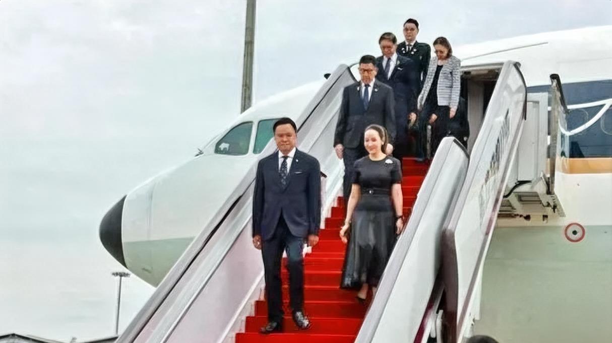 身在泰国，心向中国：泰国总理的自豪告白——"我是100%中国人的后代"刷到这条