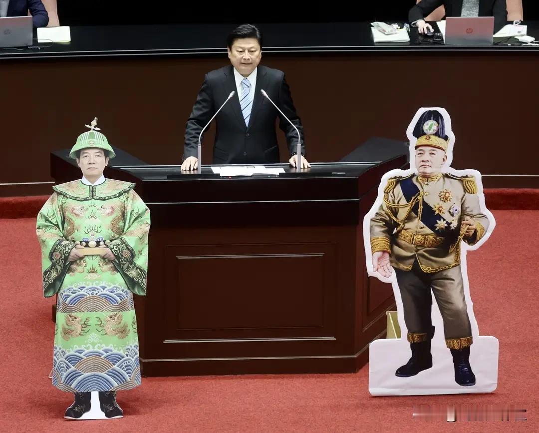 赖被逼到墙角！爱将林俊宪台南出局，亲点大将赖瑞隆高雄民调输给柯志恩，自己又惨遭弹