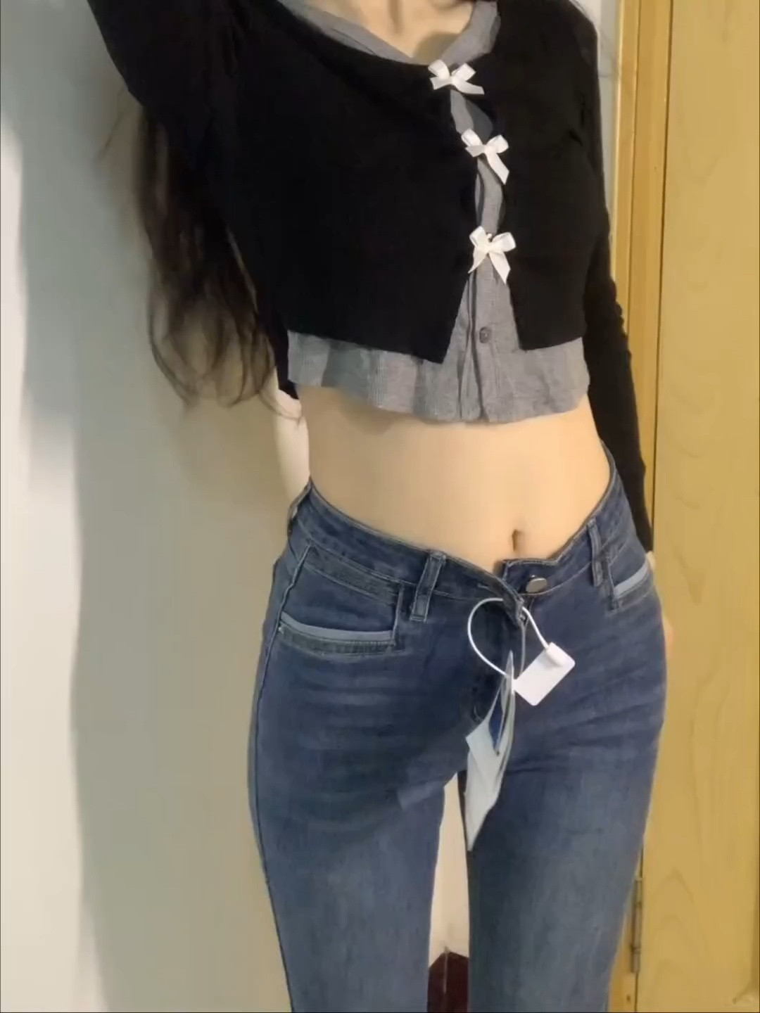 好看嘛，不好看退了，反正吊牌还没撕​​​