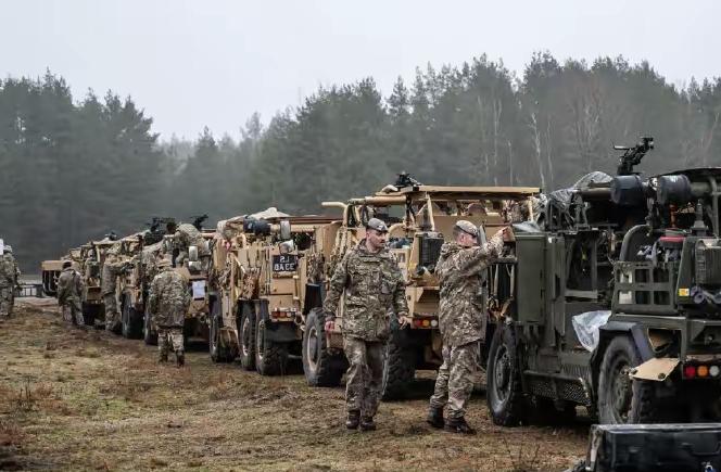 11国重装德国集结，其中没有美国北约最近在德国集结了大批兵力，上千士兵和重型装