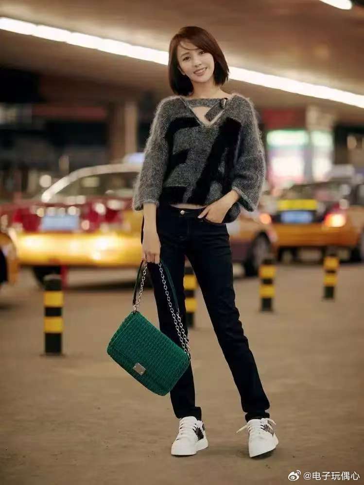 年轻时候佟丽娅真漂亮，就是不知道陈思诚为什么离婚