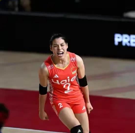 中国女排的闪耀之星——庄宇珊，22岁，1.84米，74公斤，扣球高度3.05