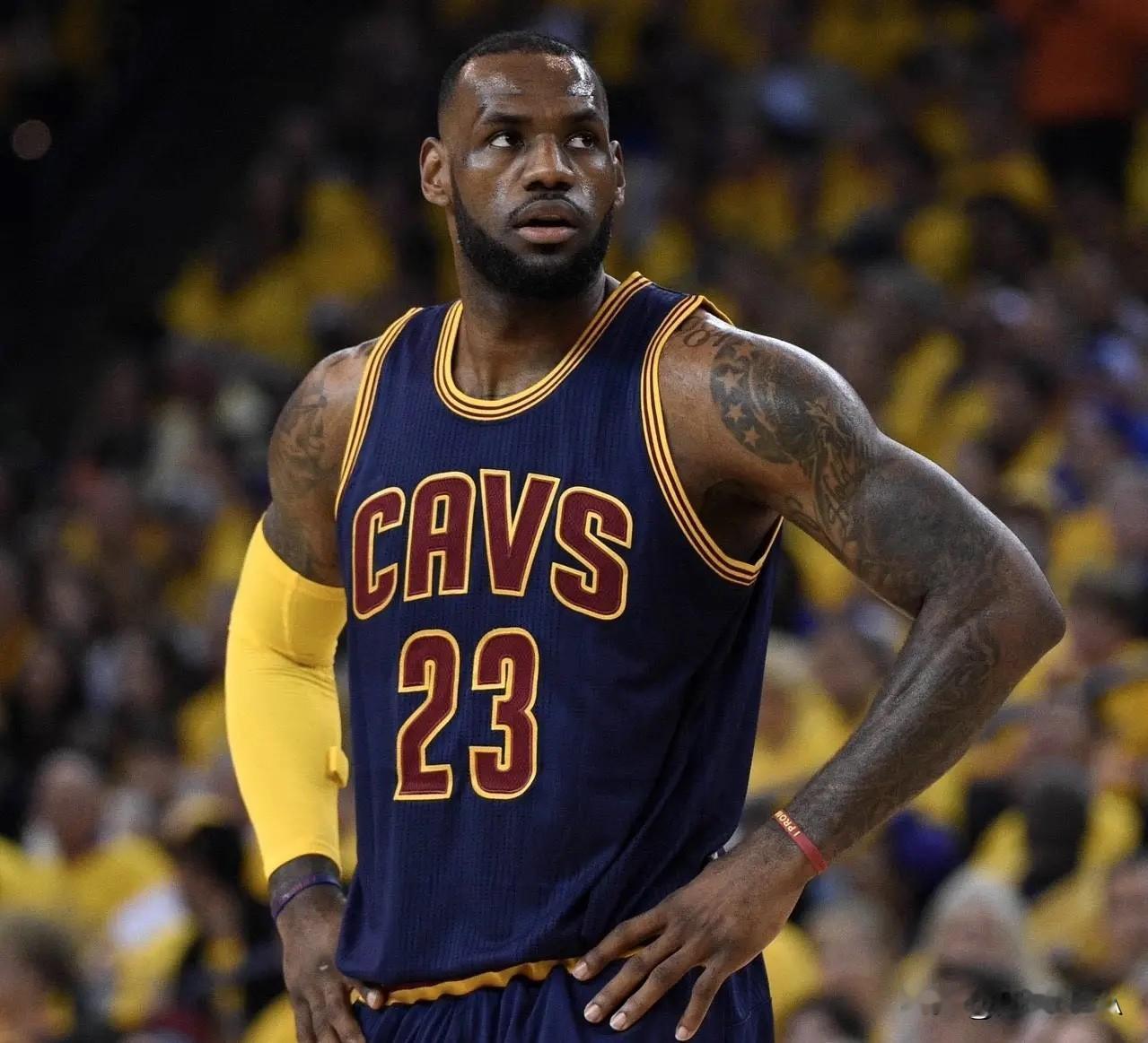 一觉醒来！NBA传来了3个不得不说的重磅消息：第一，美媒评选新赛季10大小前
