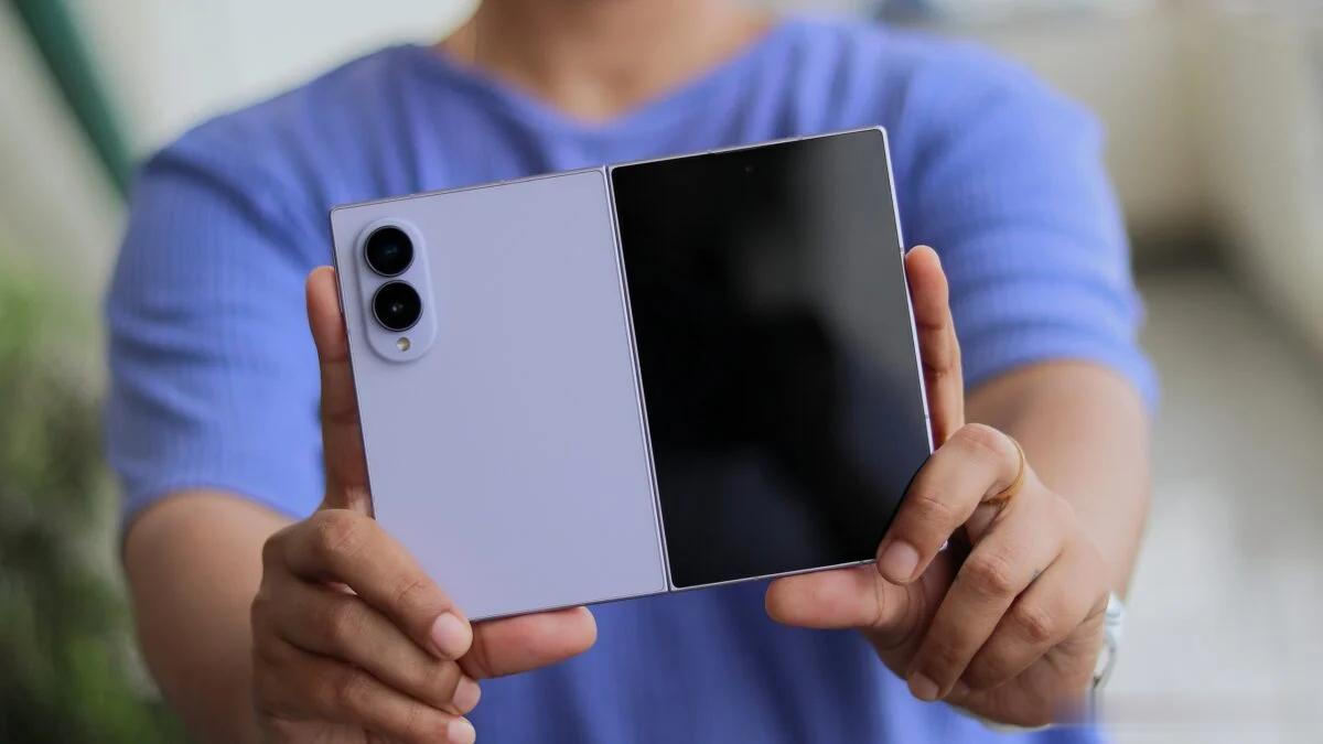 在iPhoneDuo亮相后，三星GalaxyZFold8的销量较前一周增长了10%。分析师认为，一些