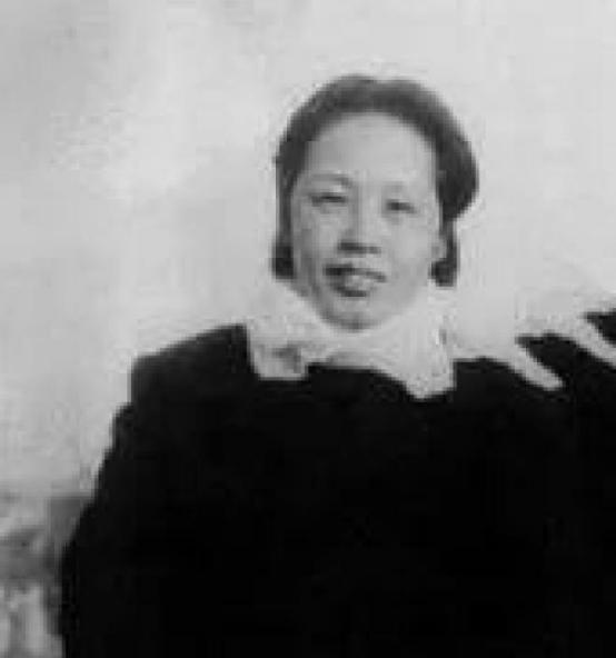 1949年，刘伯承听说原配还活着，并且日子过得很艰苦，就托人给她带信，想把她接到