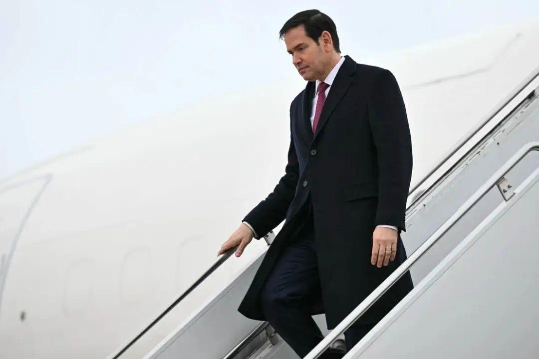 鲁比奥希望特朗普政府对委内瑞拉的施压行动，能够迫使马杜罗放弃权力。但如果这一努力