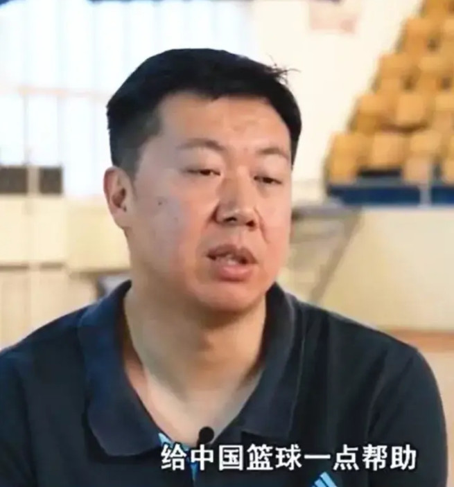 [前不久中国男篮名宿，96黄金一代核心王治郅在接受央视篮球公园采访时，首次谈到外