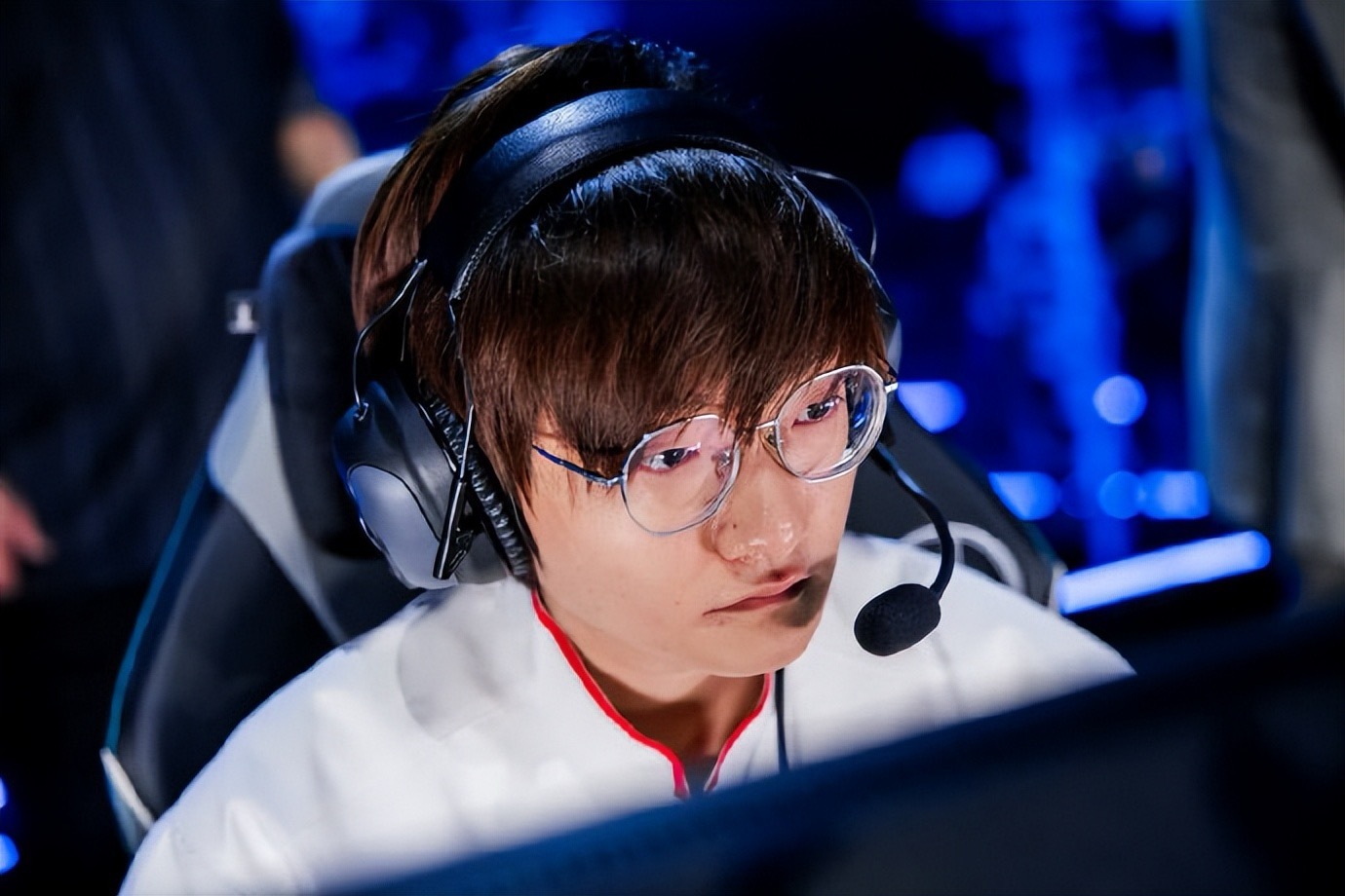 why？Ning爆料：Creme不想和Tian组队Ning在直播中称：“听到小道