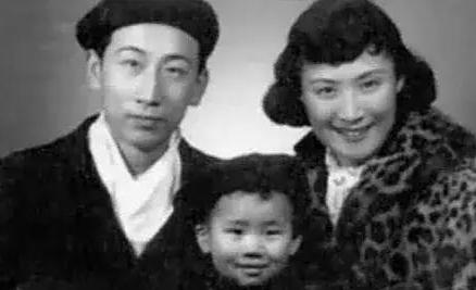 自尽前，她跪请丈夫：一定将孩子抚养成人！自尽时，丈夫躺床装睡1966年9月10