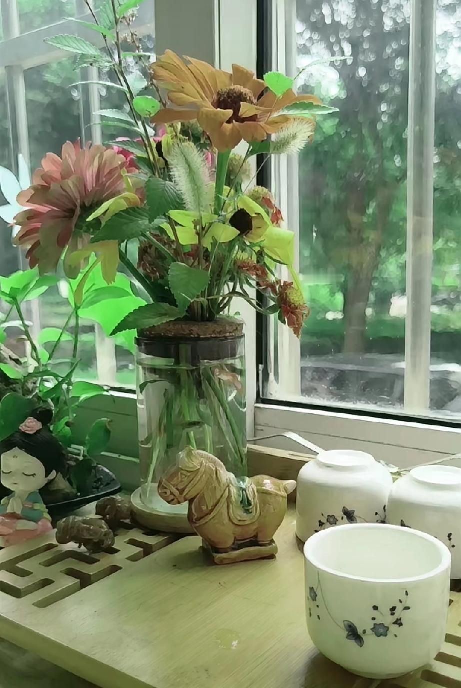 有些人处理的方法真是新颖、独特。柴桑大姐今日在直播间说，好多网友去举报我大娘